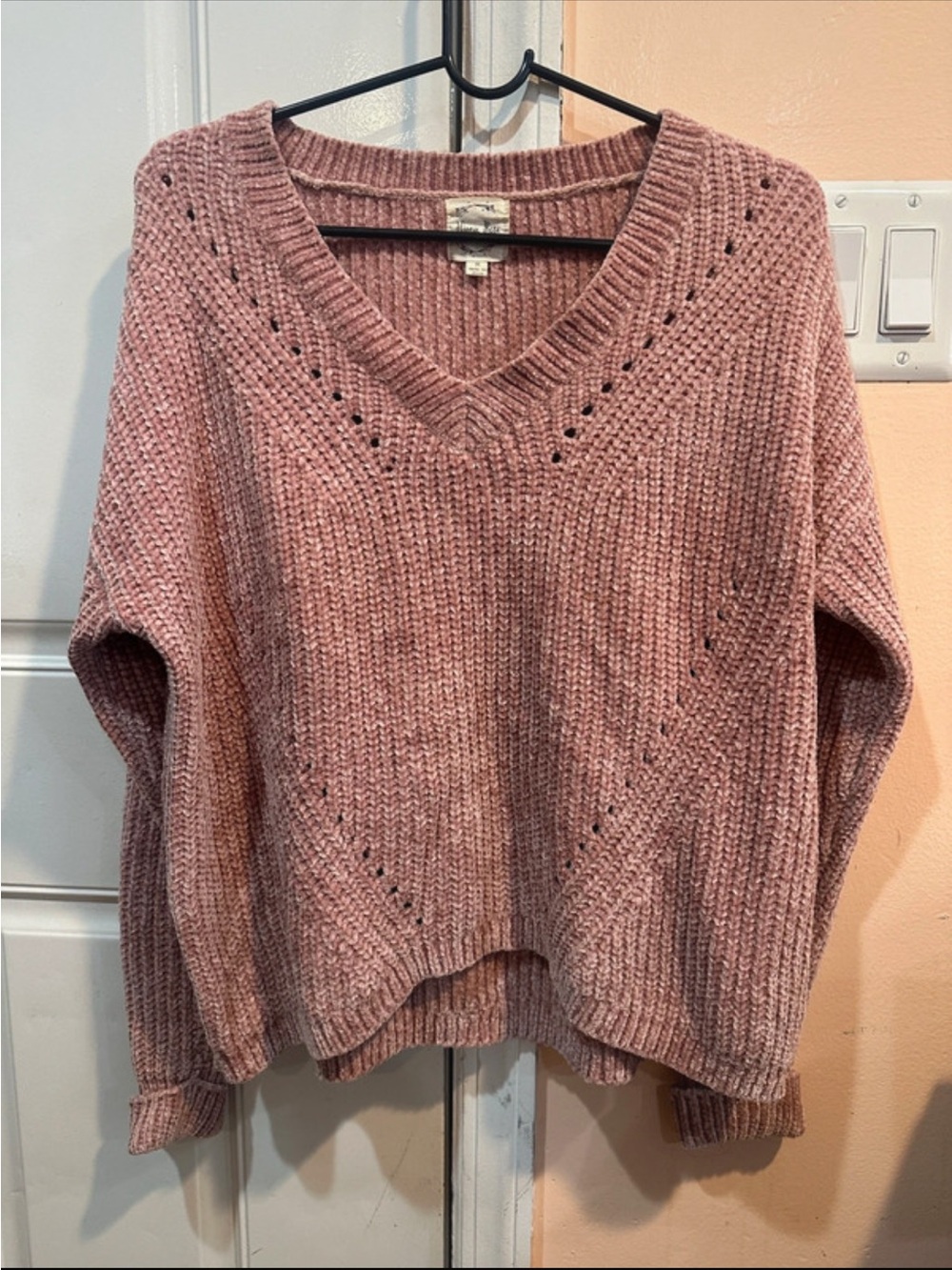 Hippie Rose Dusty Pink V-Neck Chunky Knit Sweater